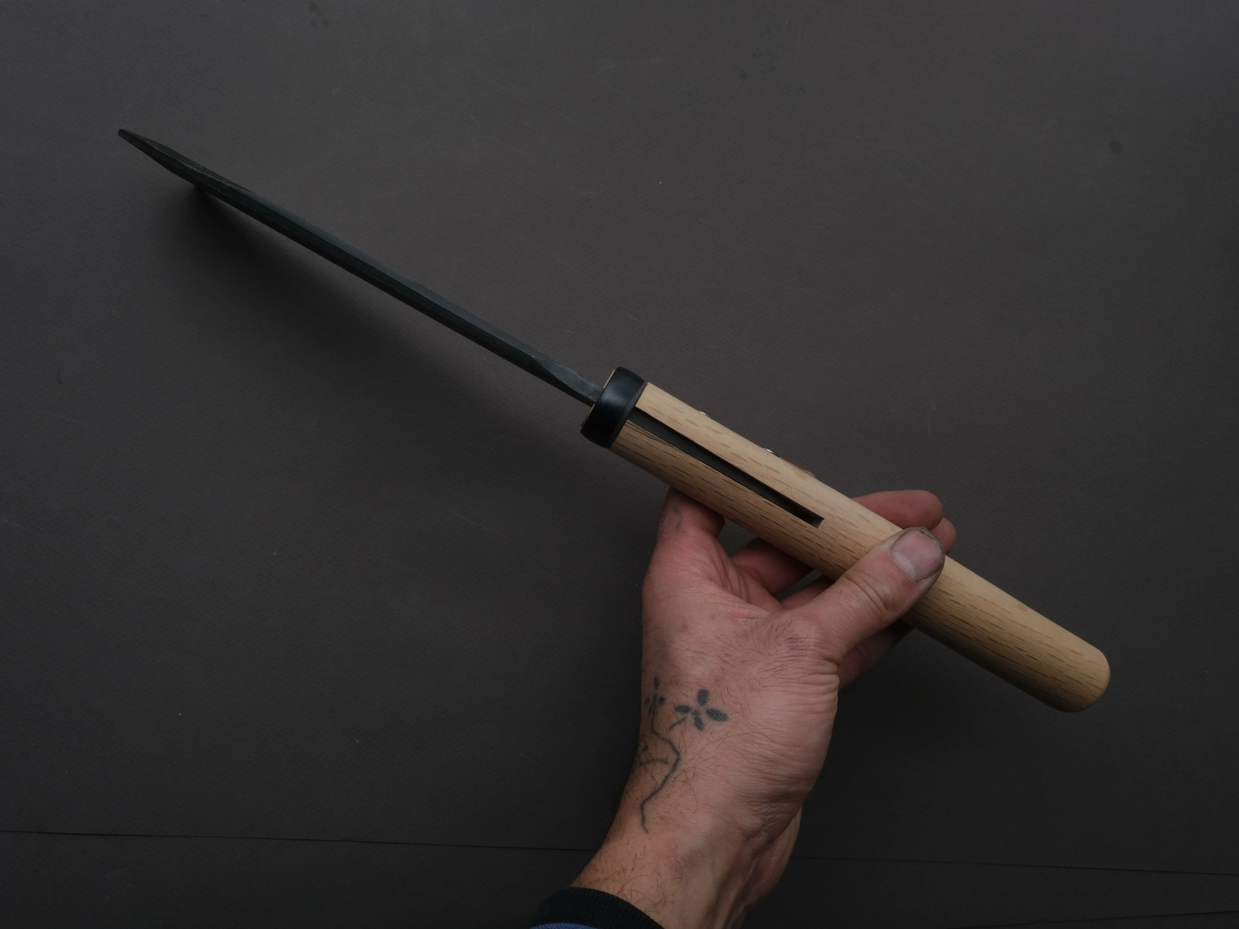 Ajikataya - Old Style Hatchet - Kurouchi - 180mm - Oak Wood Handle - Double Bevel - Image 6