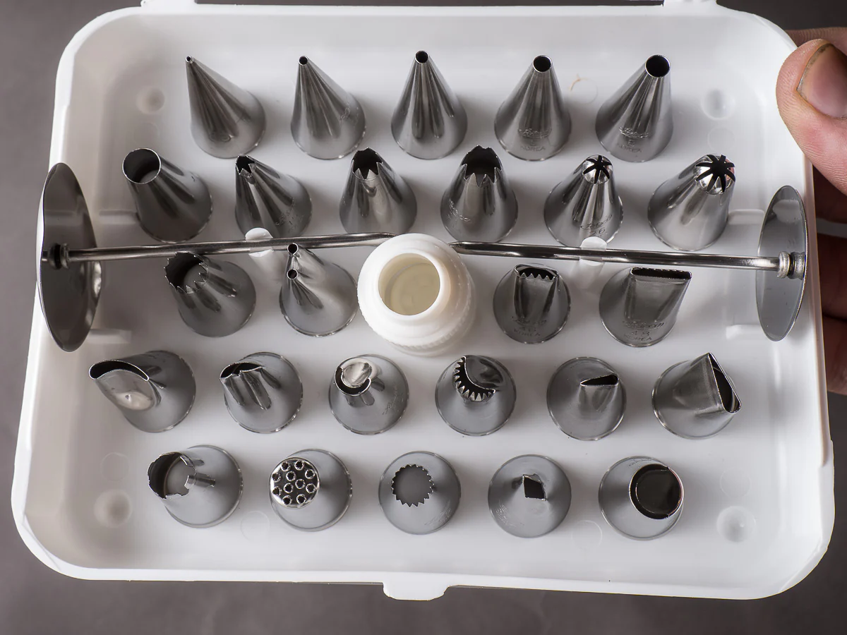 Ateco - 29 Piece Decorating Tips - Metal - Image 5