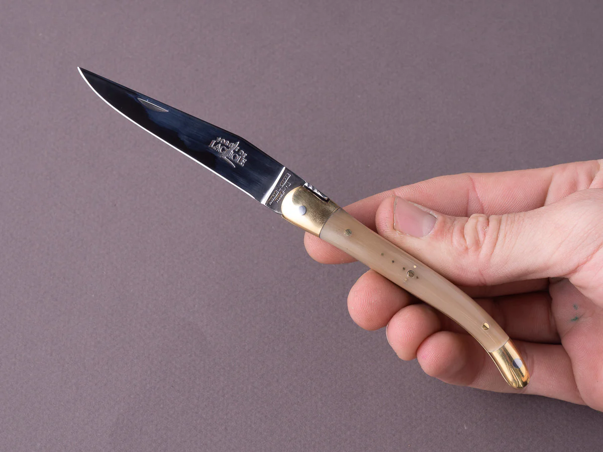 Forge de Laguiole - 90mm Folding Knife - Spring Lock - Blonde Horn & Brass Handle - Image 3