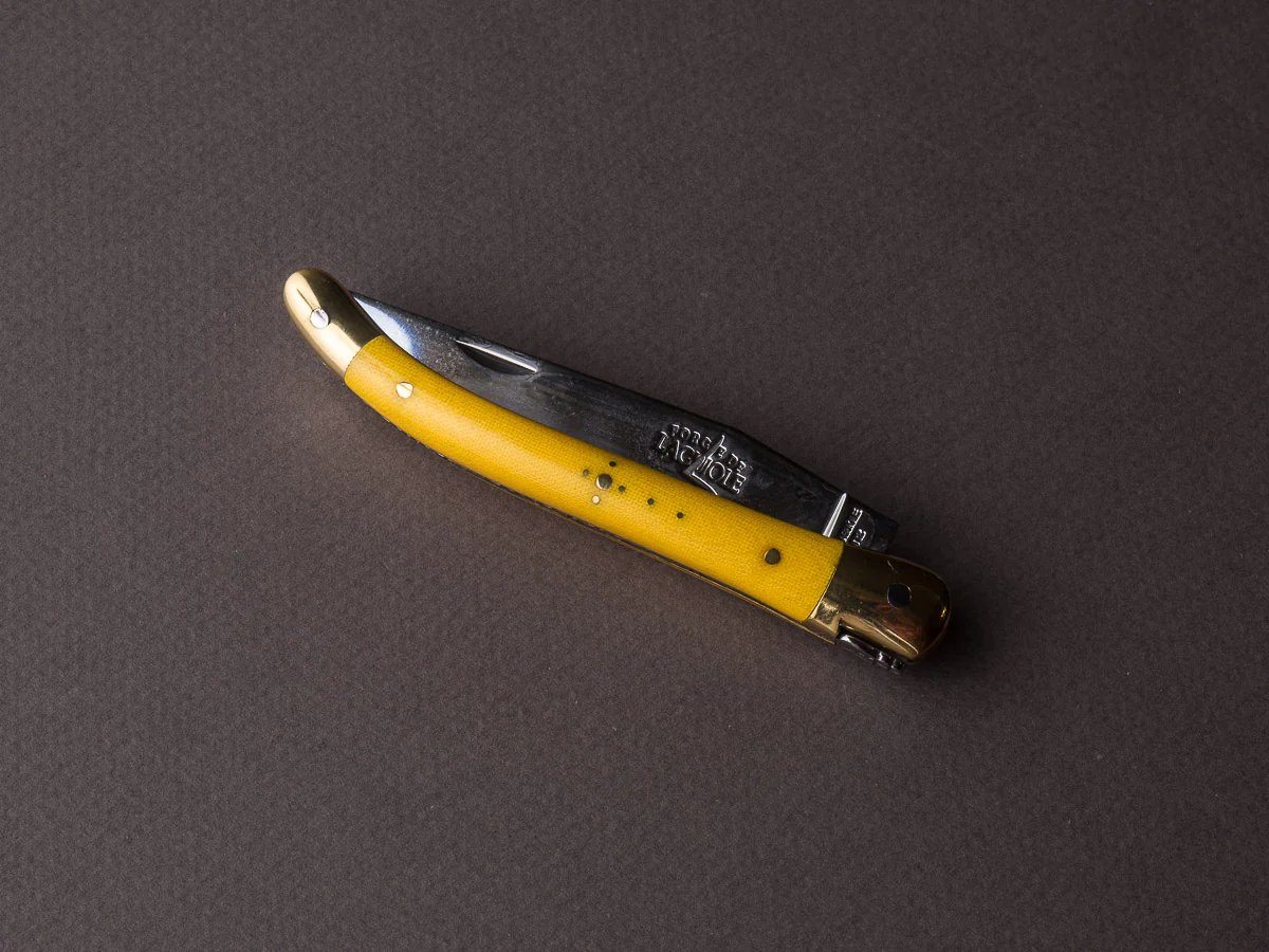 Forge de Laguiole - 90mm Folding Knife - Spring Lock - Yellow Micarta & Brass Handle - Image 2