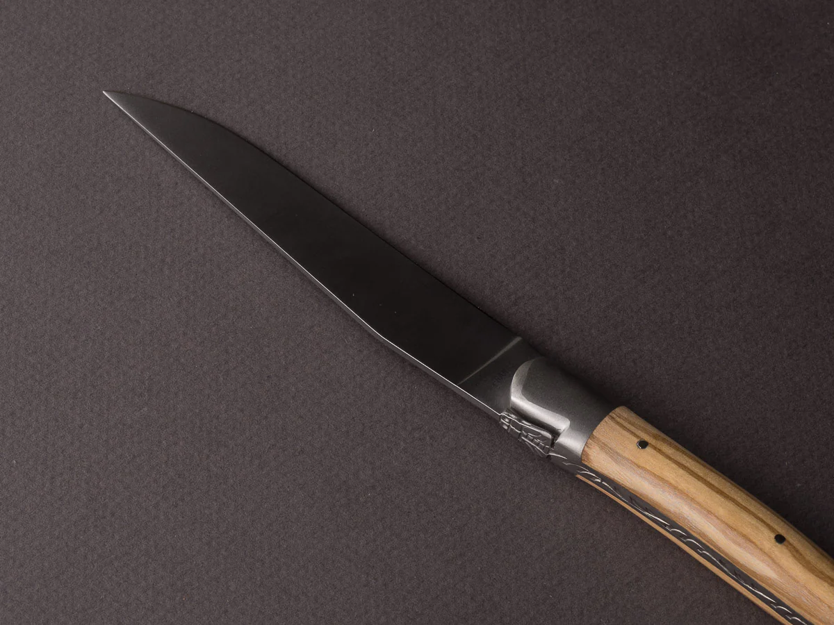 Forge de Laguiole - Steak/Table Knives - Satin Bolsters - Olive & Steel Handle - Image 11