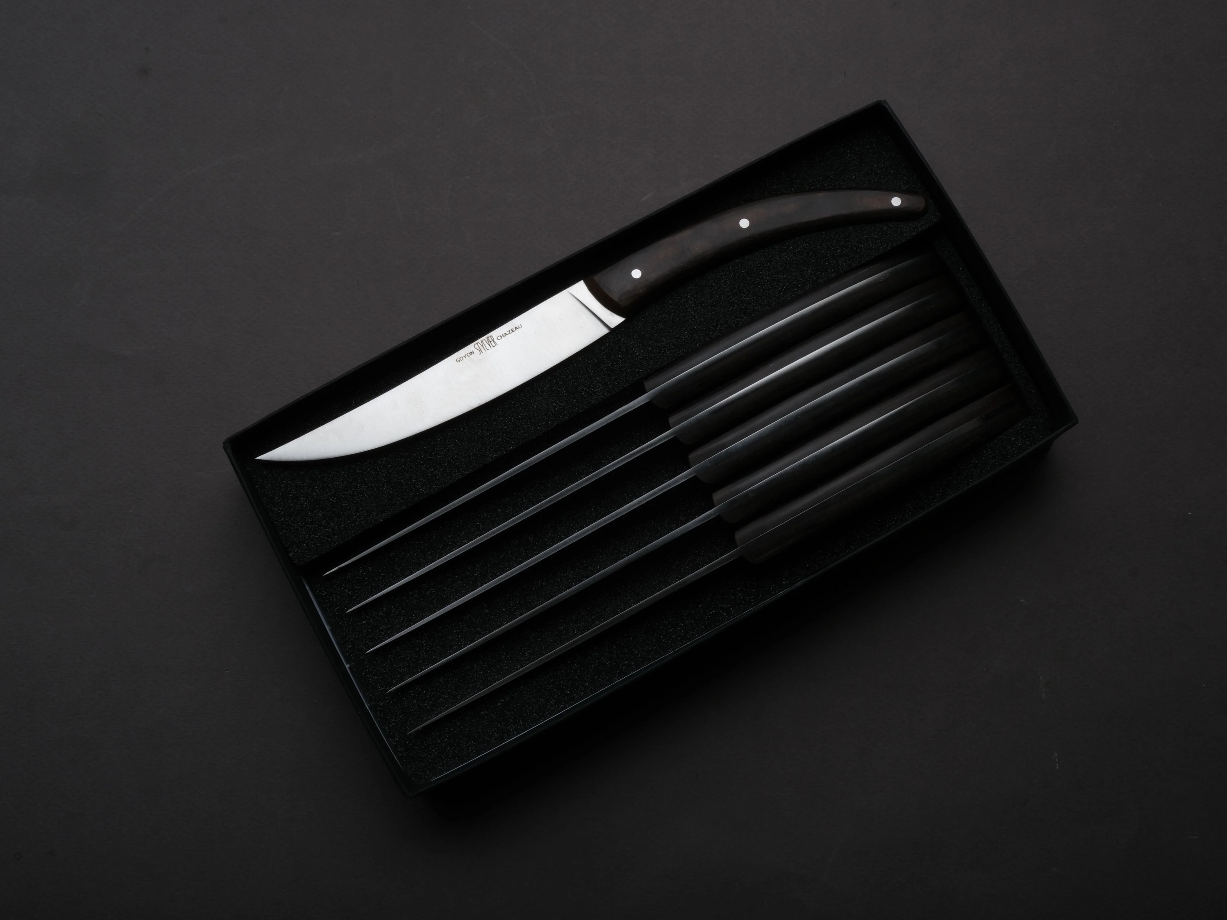 Goyon Chazeau - Styl'ver Brasserie - Steak/Table Knives - Moka Paperstone Handles - Set of 6 - Image 3