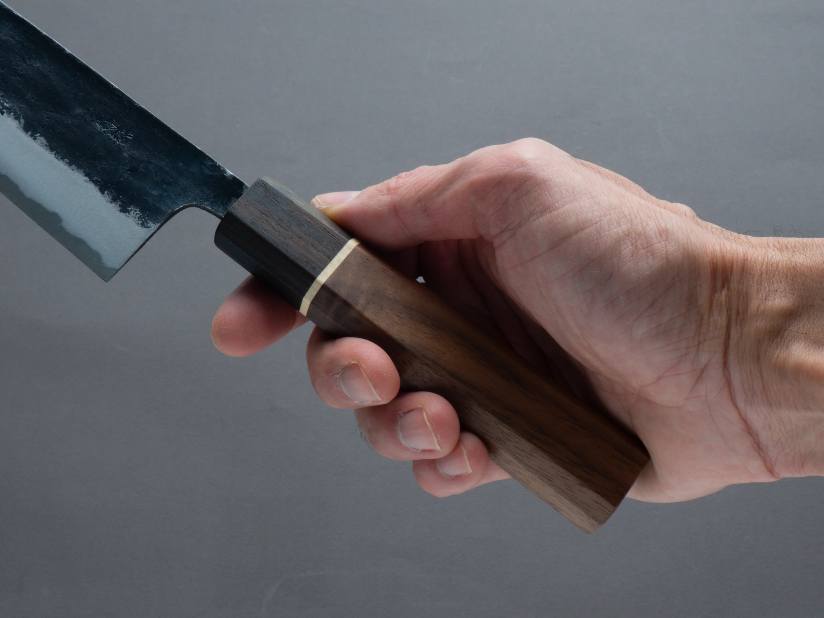 Hitohira - Blue #1 - Kurouchi - Santoku 165mm - Walnut Handle (Ziricote ferrule) - Image 5