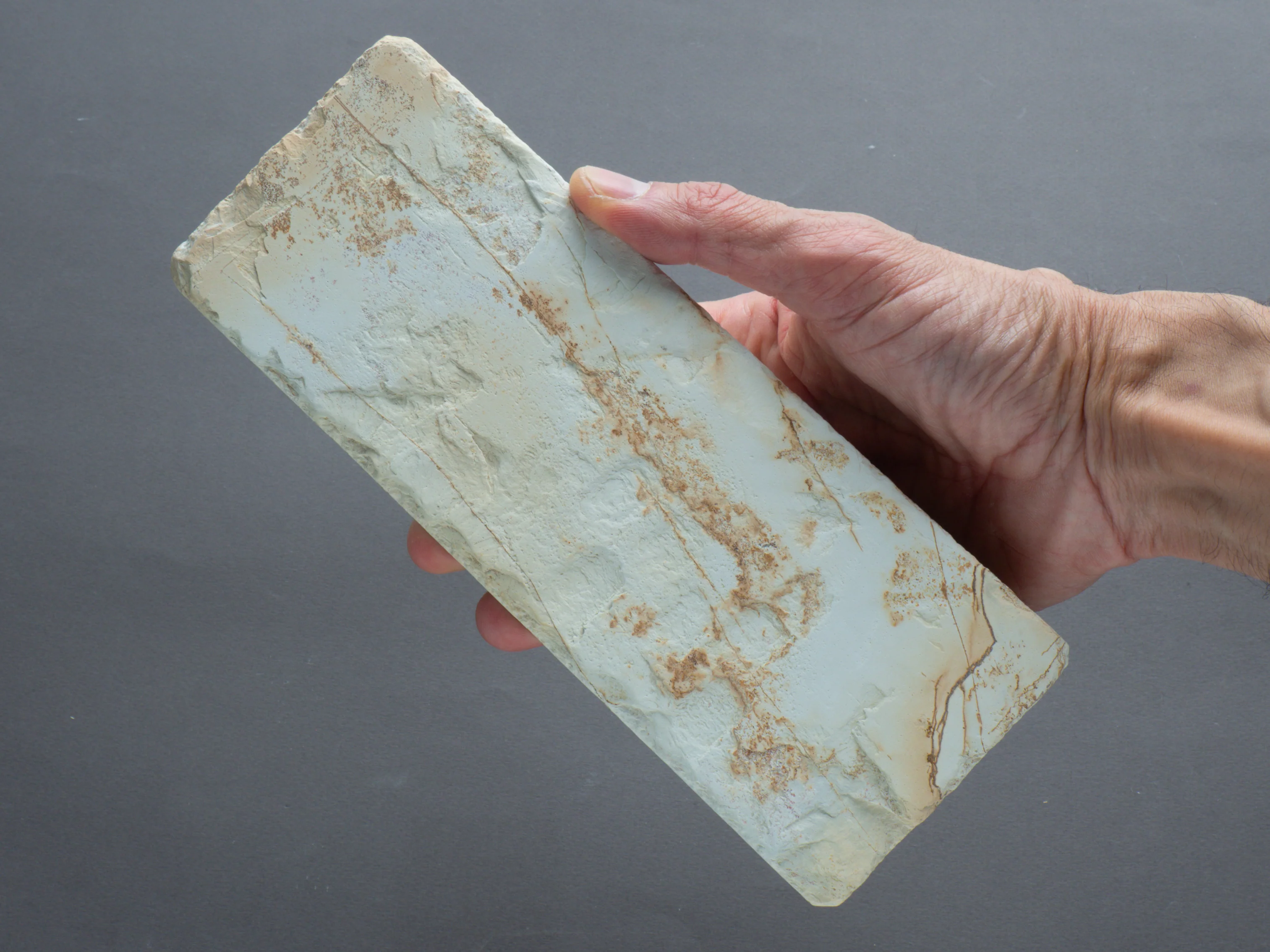 Komon - Natural Stone - Shiro Suita (no. 007) - Image 7