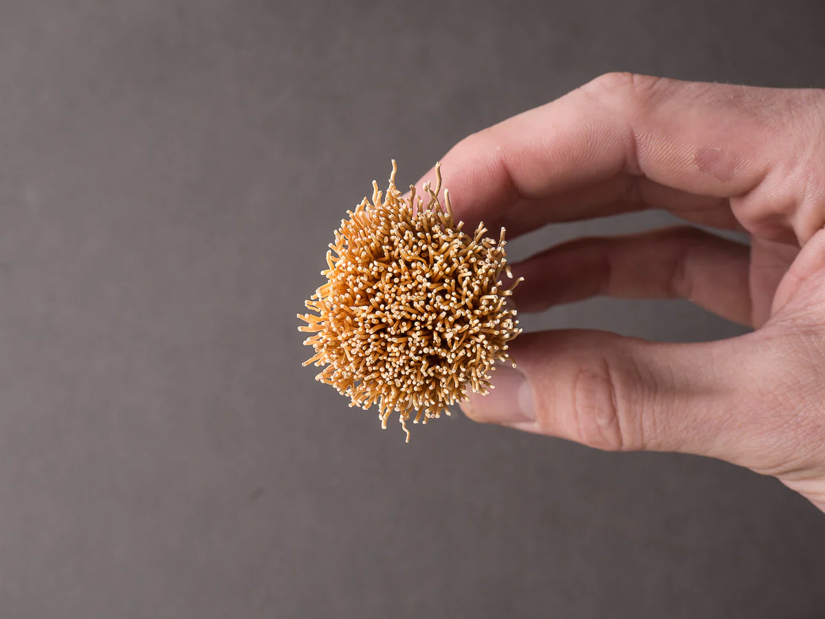 Kanaya - Teppan Plate Brush w/ String - Karukaya - Image 4