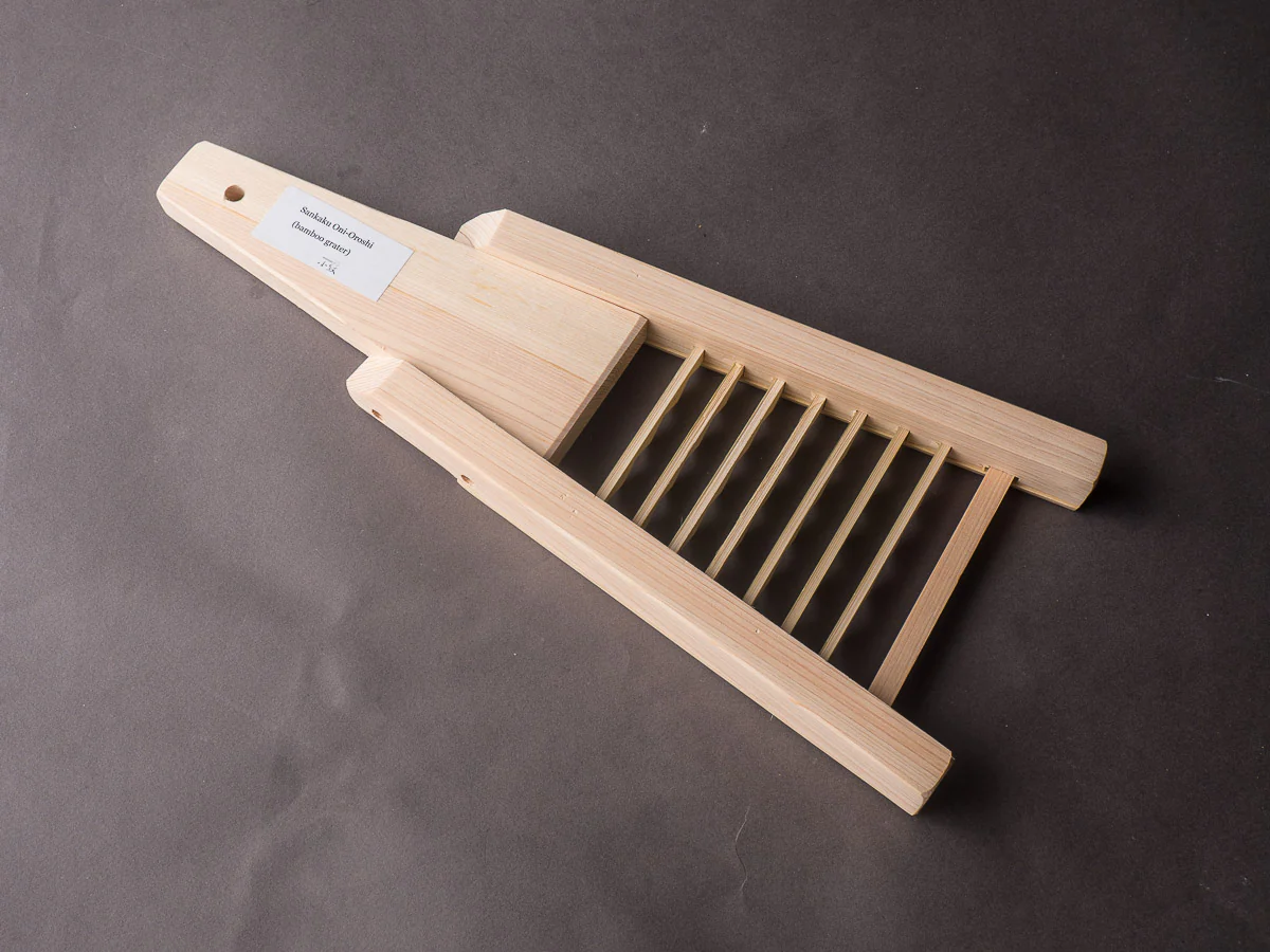 Komon - Sankaku Oni-Oroshi (Bamboo Grater) - Image 5