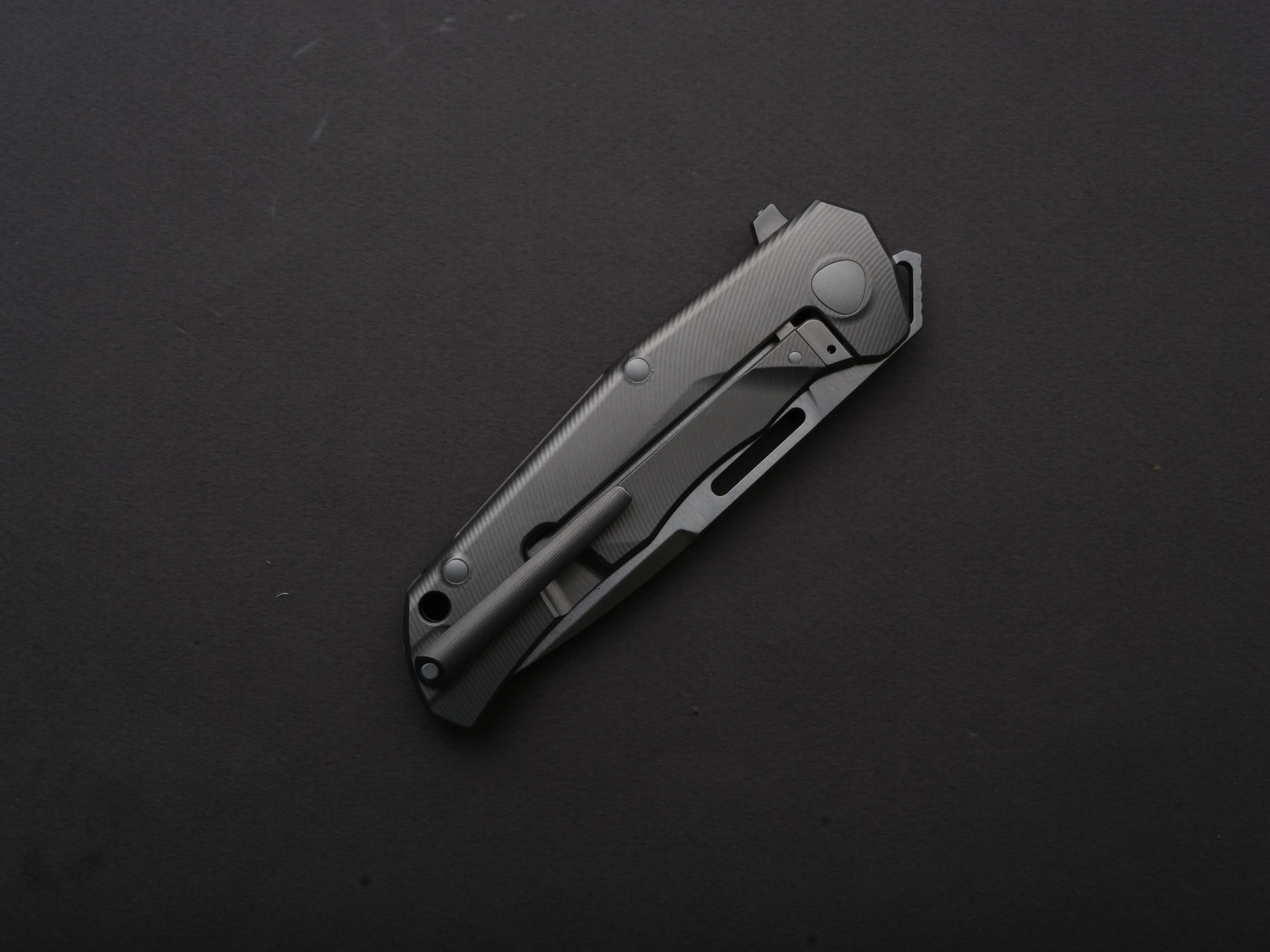LionSTEEL - Folding Knife - Q4TTRO - Frame Lock - Magnacut - 84mm - Carbon Fiber - Image 8