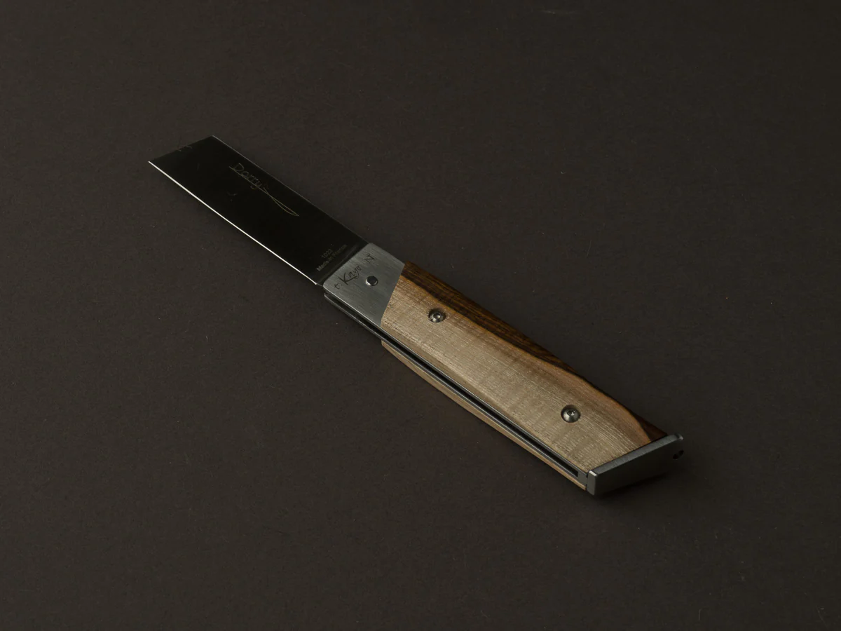 Neptunia - Petit Dorry - Spring Lock - Pistachio Handle - Image 3