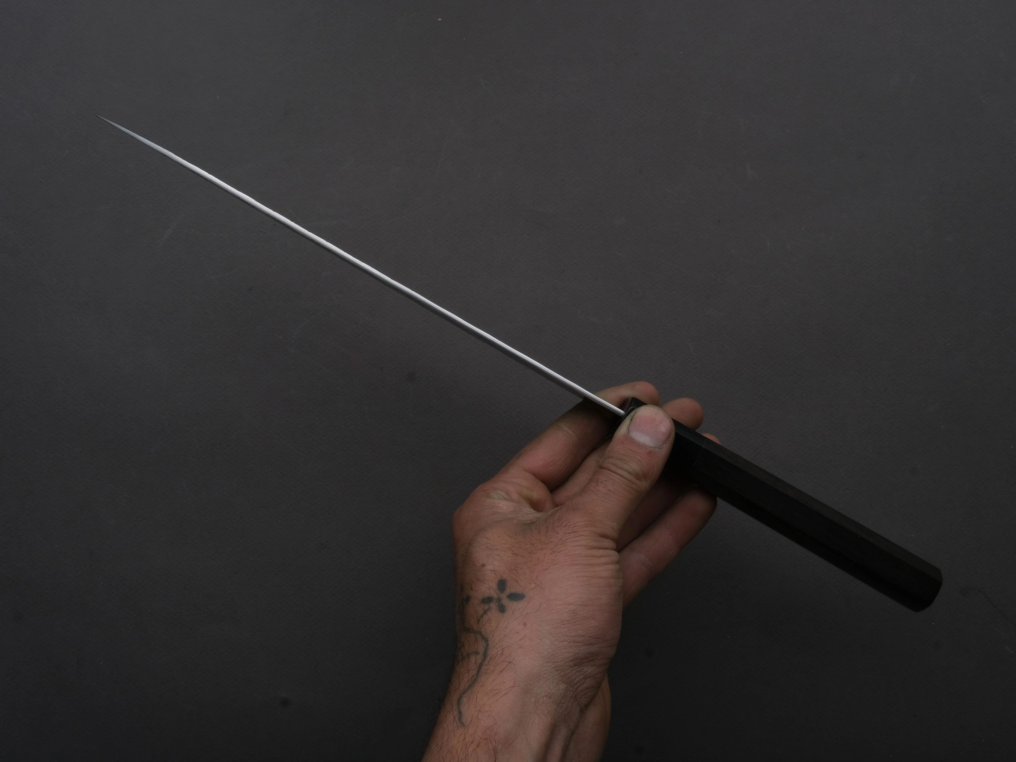 Nigara Hamono - SPG STRIX - Tsuchime Damascus - Sujihiki - 240mm - Ebony Handle - Image 6