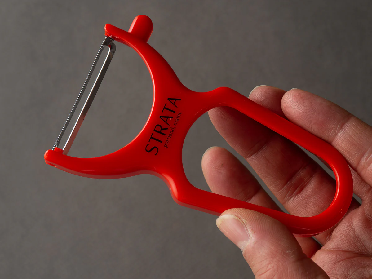 Strata - Vegetable Peeler - Image 2